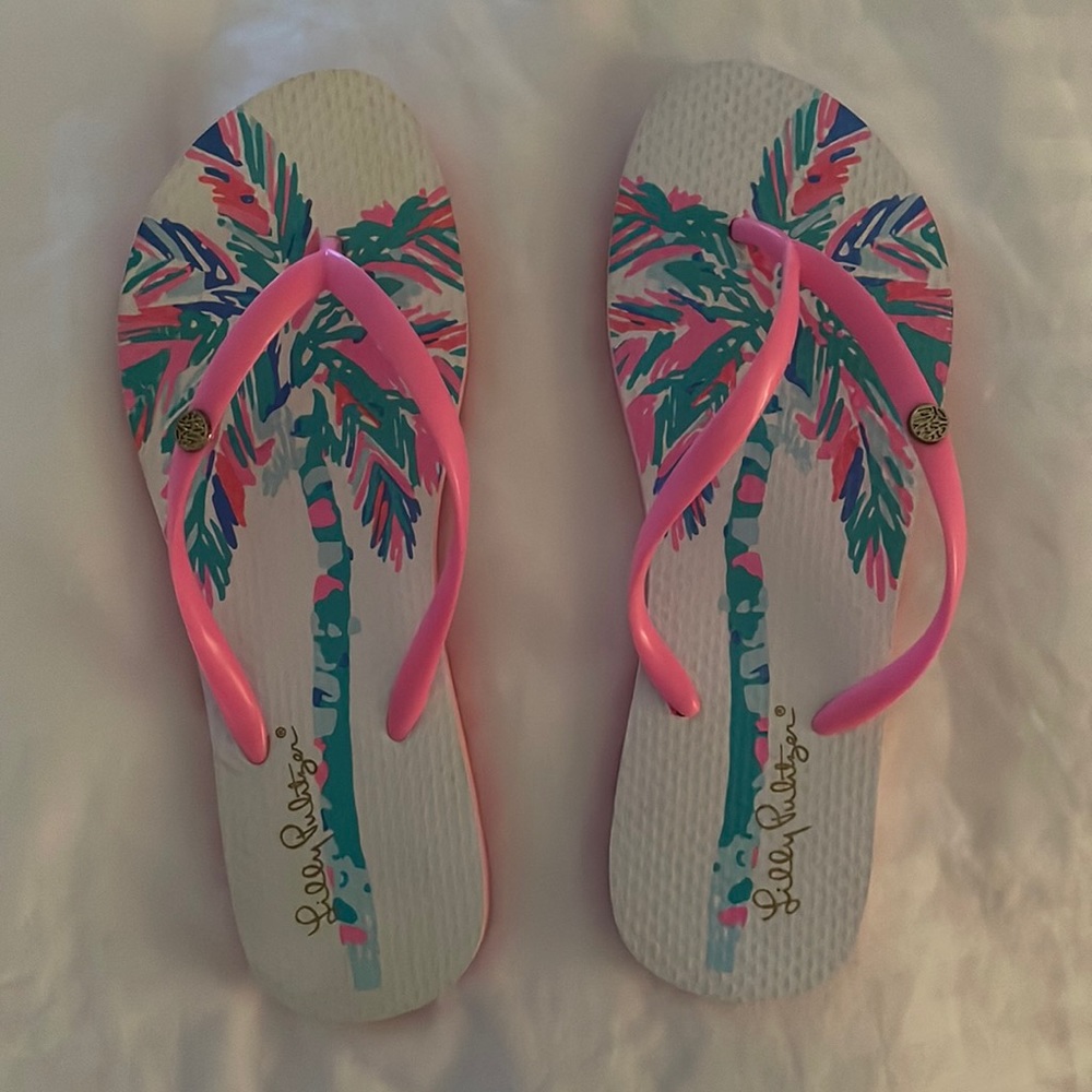 NWOT Lilly Pulitzer Tropical Palm Print Flip Flops - Picture 1 of 6